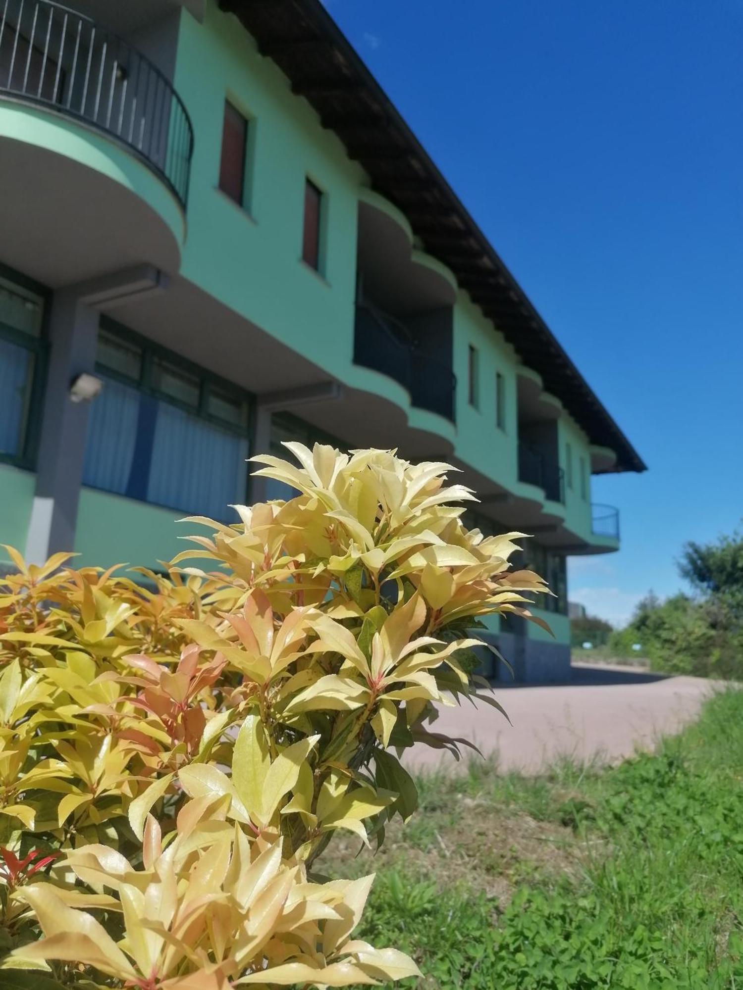Residence Villa Margherita B&B Nebbiuno Exterior photo